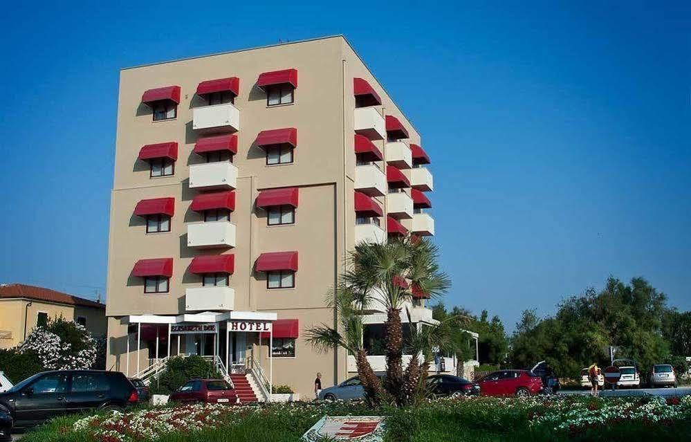 Hotel Elisabeth Due 파노 외부 사진